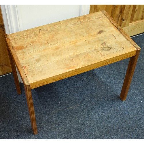 331 - A Small Vintage Pine Side Table