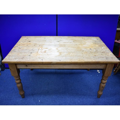 335 - A Delightful Pine Table And Four Chairs. Featuring Excellent Patina And A Drawer. 152cm x 90cm. Legs... 