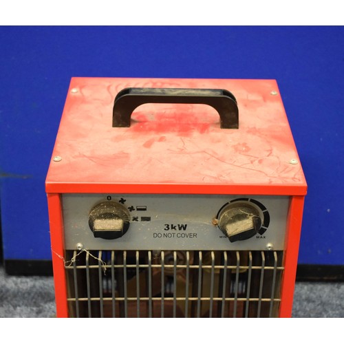 354 - A Red Metal Dunelm 3kw Heater (fully working).