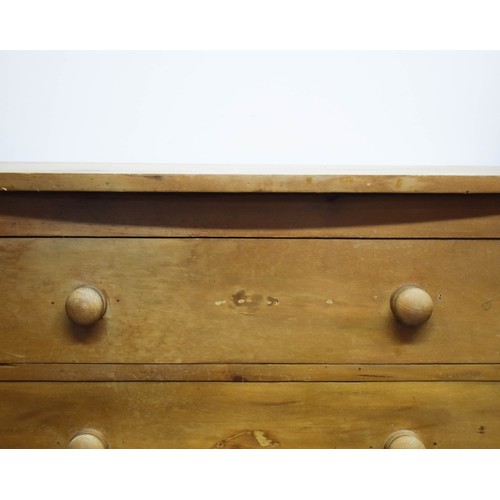 364 - A Small Aged Chest Of 3 Pine Drawers. 84cm x 47cm x 72cm.