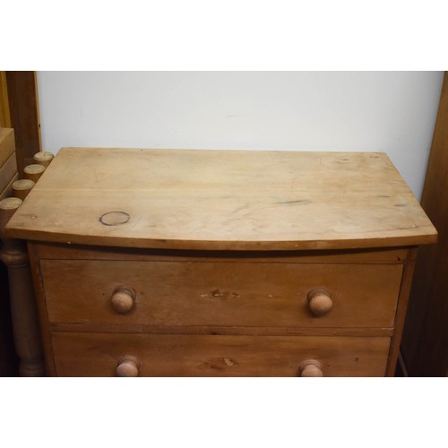 364 - A Small Aged Chest Of 3 Pine Drawers. 84cm x 47cm x 72cm.