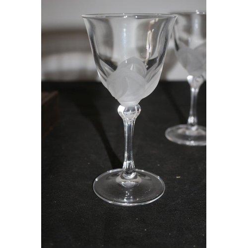 429 - 5x French Cris D'Arques J.G Durand Florence Wine Glasses