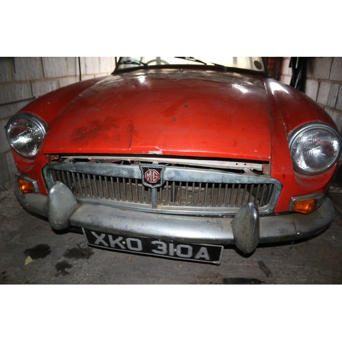 100 - Very Rare - 1963 MGB 1.8 Sport Roadster with original Logbook