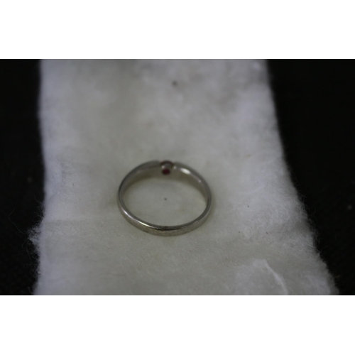 16 - 9ct White Gold Hallmarked Sheffield Ring with untested Stone 3 Grams. Size M