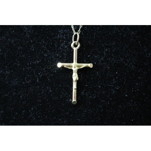 19 - 9ct Gold Crucifix on Chain