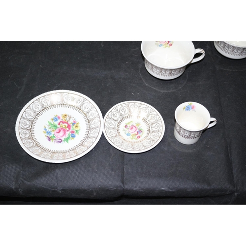 89 - 15 Piece Solian Ware, Simpsons Potters LTD 606, One Saucer has Chip