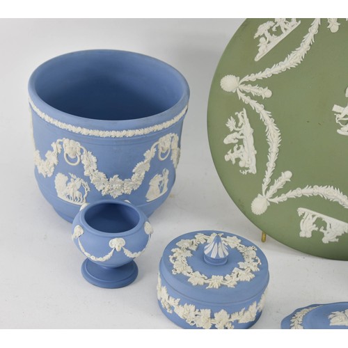 364 - A Collection Of 8 Wedgwood Jasperware Items Including Blue/White and Green/White.