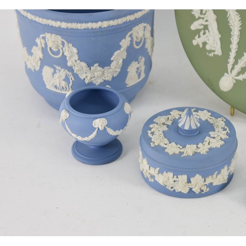 364 - A Collection Of 8 Wedgwood Jasperware Items Including Blue/White and Green/White.