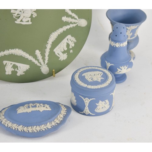 364 - A Collection Of 8 Wedgwood Jasperware Items Including Blue/White and Green/White.