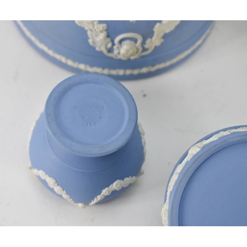 364 - A Collection Of 8 Wedgwood Jasperware Items Including Blue/White and Green/White.