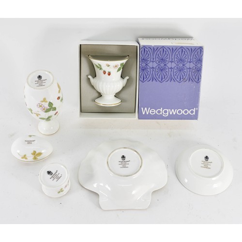 381 - A Collection Of Wedgwood Wild Strawberry Items Including One Boxed