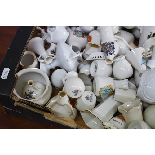 394 - A Large Quantity Of Crested Ware