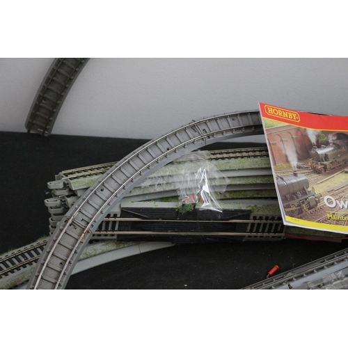 441 - A Track From Triange & Bachmann Model Railway Including Layout Map