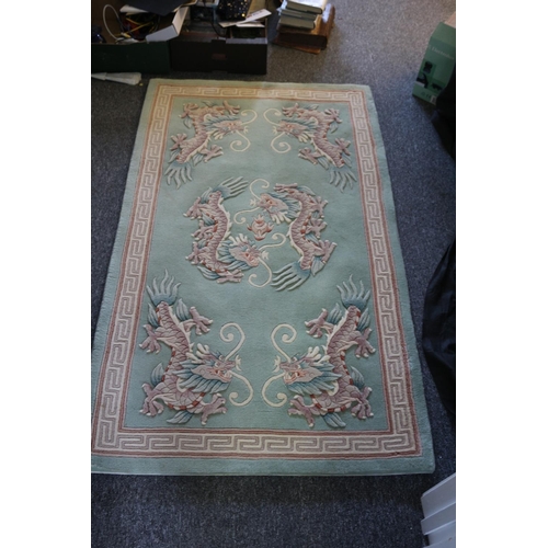 442 - A Quality Thick Pile Oriental Rug size 154x92 cm