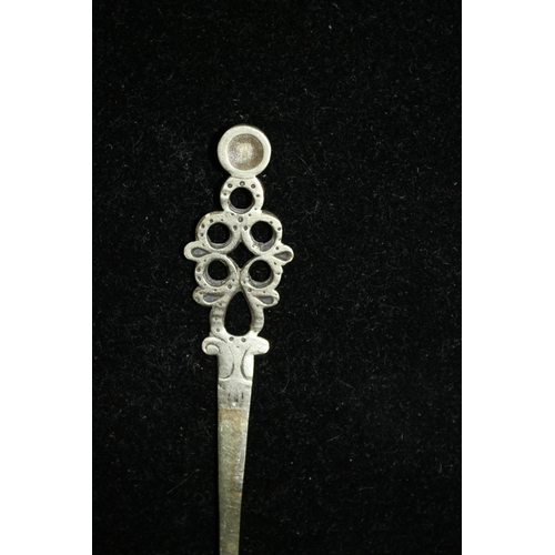 544 - Old Yellow Metal Italian Hair Pin Marked Placato