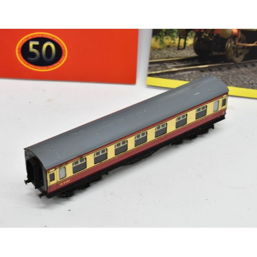 447 - 2 Hornby Books Plus A Hornby Train Carriage