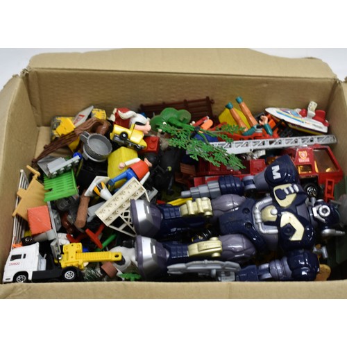 450 - A Box Of Vintage Toys Including Farm Yard Animals