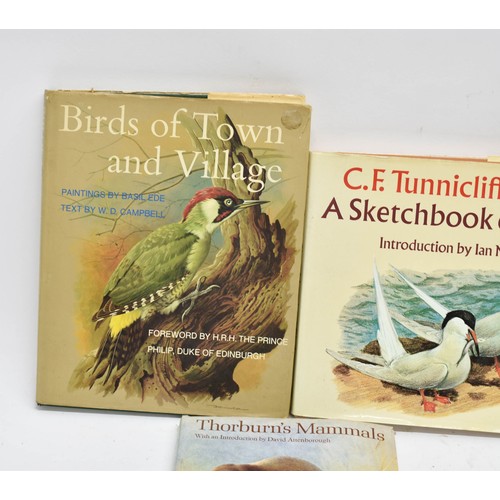 469 - A Selection Of 3 Books On Animals Including 2 On Birds