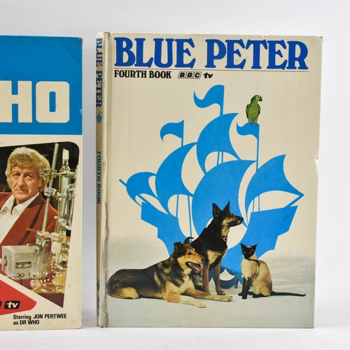 572 - 3 Vintage Annuals Including Dr Who, Blue Peter and Daktari