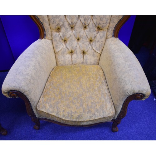 211 - A Delightful Yellow Upholstered Italian Rococo Style 3 Seater Settee And 2 Chairs. Settee 205cm Widt... 