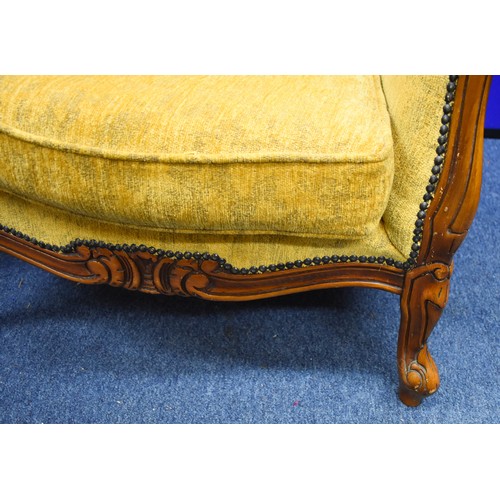 211 - A Delightful Yellow Upholstered Italian Rococo Style 3 Seater Settee And 2 Chairs. Settee 205cm Widt... 