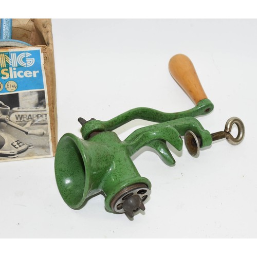 232 - A Vintage Boxed Spong Bean Slicer Plus A Green Metal Mincer