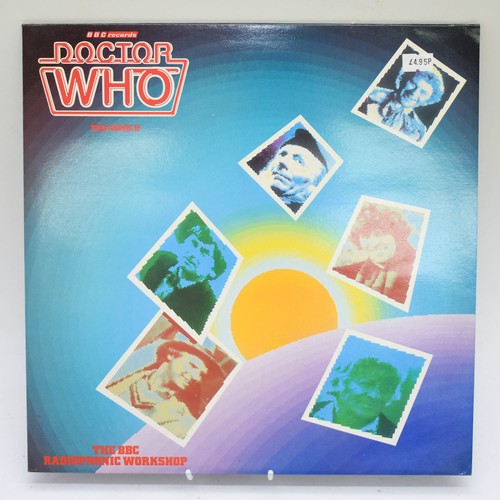 195 - A Collection Of 6 Doctor Who Vinyl Records