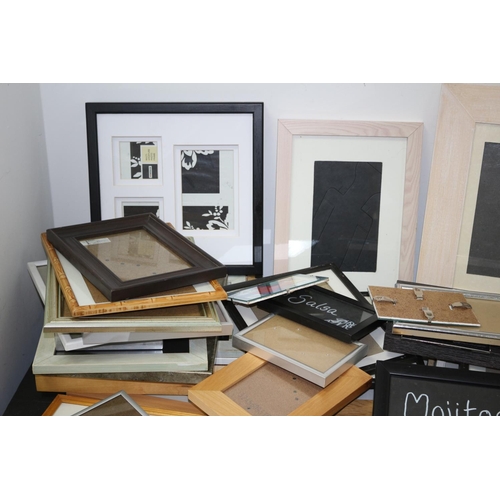 164 - A Very Large Quantity of Picture Frames