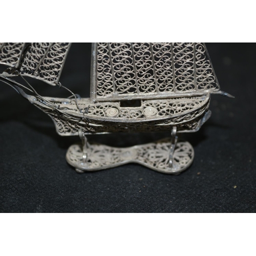 309 - Dutch Silver Filigree Ship 24g