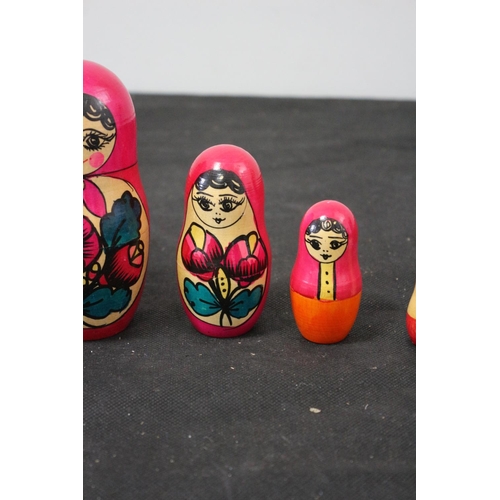 317 - 5 Piece Vintage Russian Doll