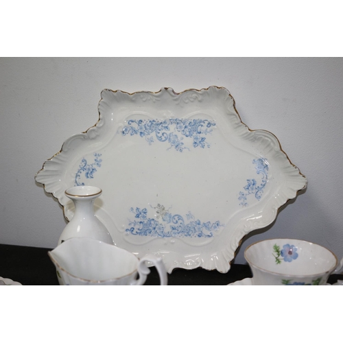 341 - 21 Piece Richmond Blue Poppy Crockery Set Ascot Plate and Wedgwood Hathaway Rose Vase