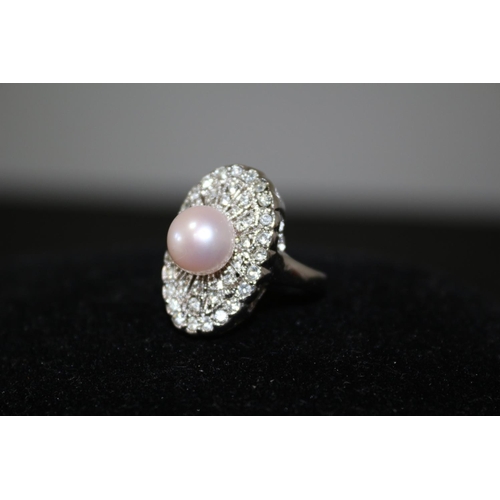 350 - 18k Gold Plate Ring with Pearl