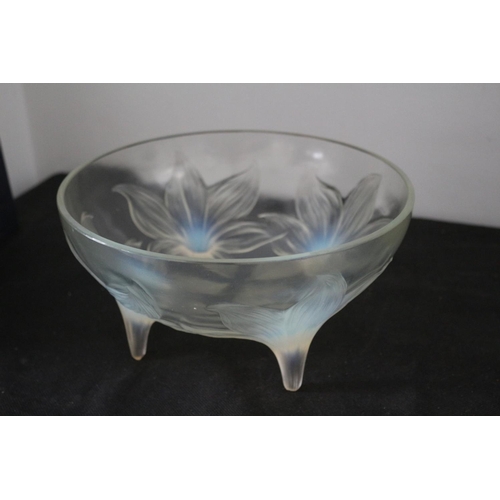 352 - Rene Lalique 1920's Lys Bowl Opalescent Glass Elevated on 4 Legs, The Legs are the stems of The 4 La... 