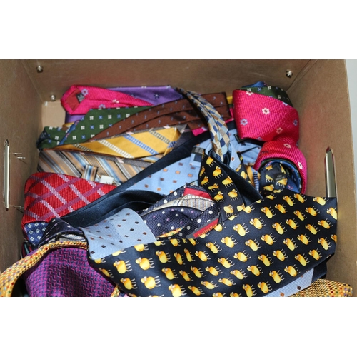 43 - A Box containing A Large Quantity Of Men's Ties