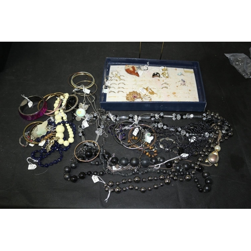 501 - Large Selection of Costume Jewellery