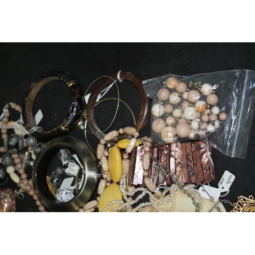 502 - Large Selection of Costume Jewellery