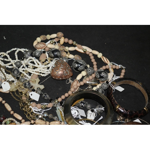 502 - Large Selection of Costume Jewellery