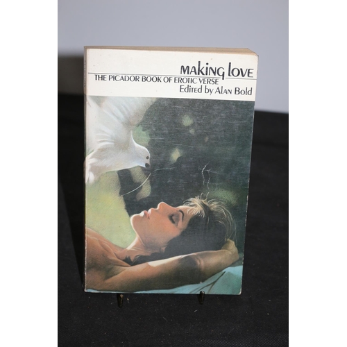 520 - Making Love - The Picador Book of Erotic Verse