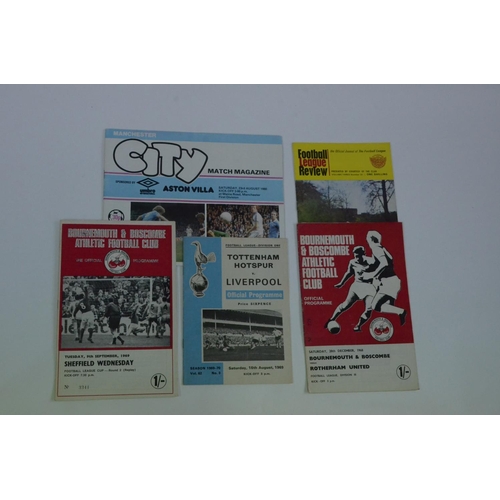 75 - A Collection of Vintage Football Programs and a Benfica Badge