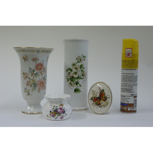 83 - 4 x Vases