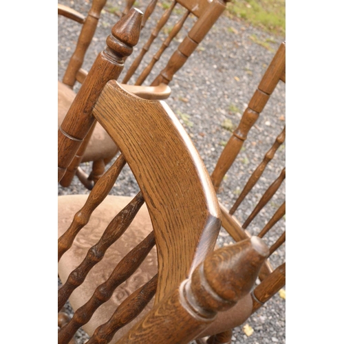 19 - Set of 6 Oak Spindle Back Chairs