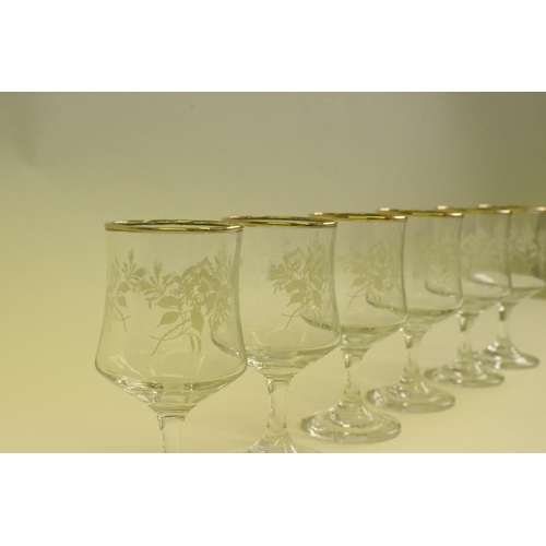 107 - 6 x Gold Rimmed Flower Design Glasses