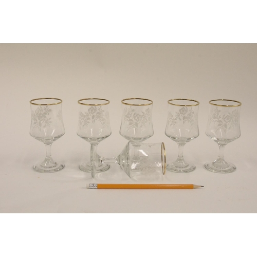 107 - 6 x Gold Rimmed Flower Design Glasses