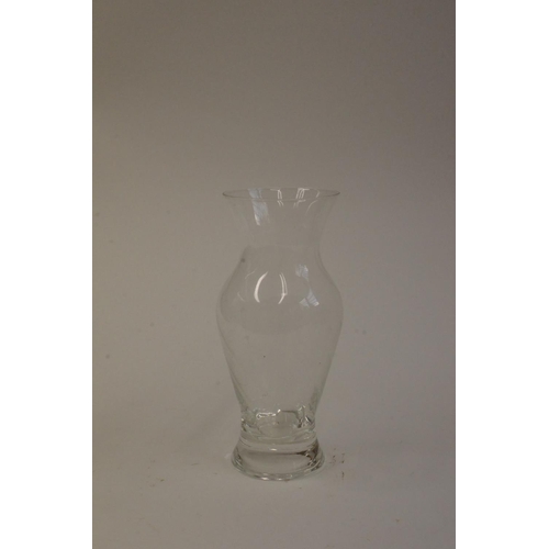 144 - 5 x Various Vases 3 Clear, 1 Yellow and 1 Green  Various Sizes