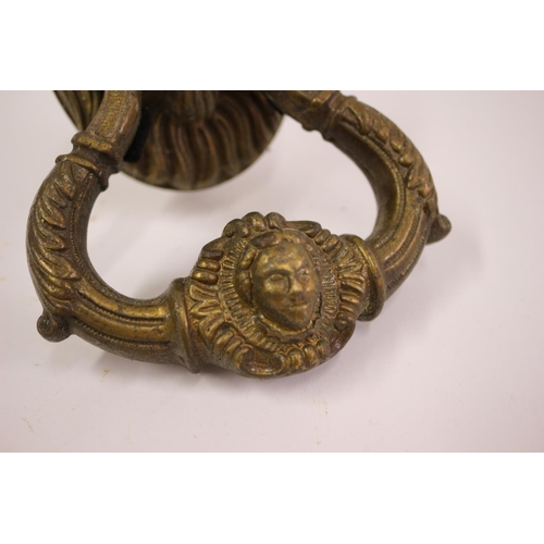 353 - Heavy Metal Lion Head Door Knocker