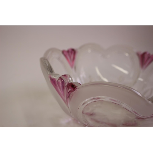 384 - Decorative Glass Bowl Cranberry Colour Edging, Floral Base