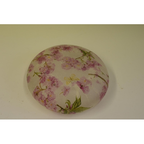 399 - Papered Glass Fruit Bowl