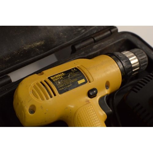 417 - Working Dewart DW954 Rechargeable Drill with 2 Batteries and a Charger