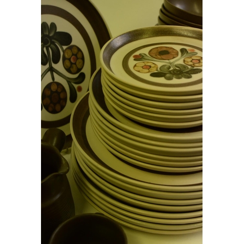 423 - A Large Collection of Langley Dinnerware with That Great Mid-Century Look