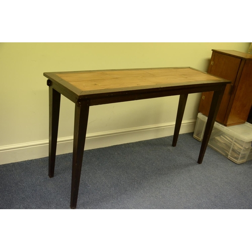 427 - Bamboo Topped Console Table
150cm length 50cm depth 85 cm high